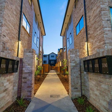 Christchurch Entertainment Hub 2 Bed 2 Bath W Carpark ภายนอก รูปภาพ